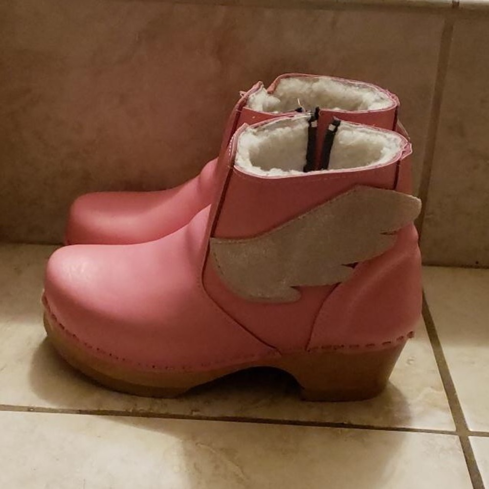 Hanna Anderson Boots